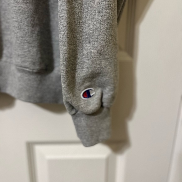 Champion Gray Crewneck Men's Sweater - Picture 3 of 5